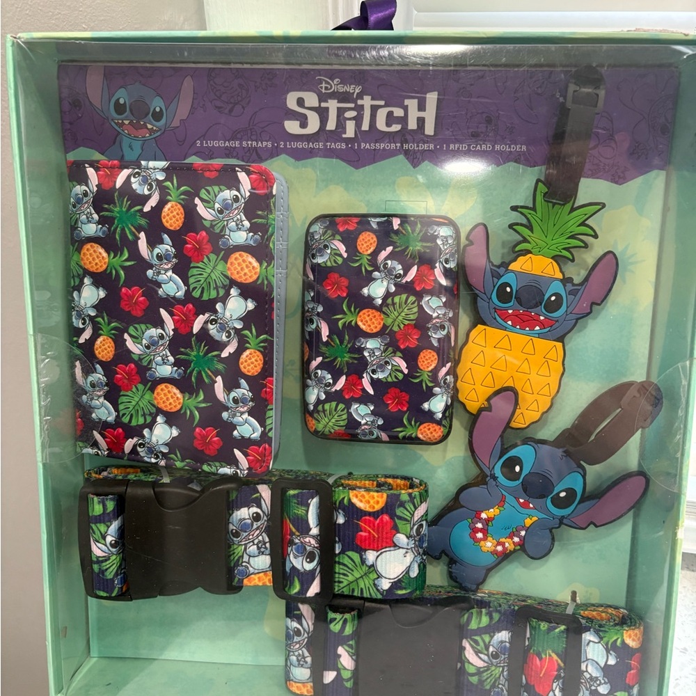 NIB Disney Stitch Travel Set - Black w/ Multicolor Tropical Print- 6 piece set